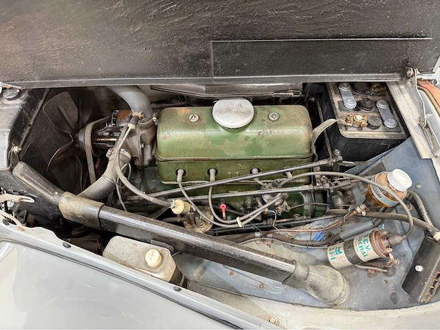 Citroen - traction - 11 bl - oldtimer - 1955 - afbeelding 9 van  14