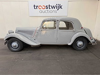 Citroen - traction - 11 bl - oldtimer - 1955 - afbeelding 11 van  14
