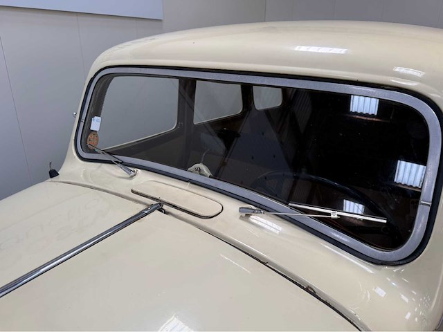 Citroen - traction - familiale - 11d - oldtimer - 1954 - afbeelding 4 van  35