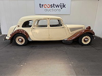 Citroen - traction - familiale - 11d - oldtimer - 1954 - afbeelding 31 van  35