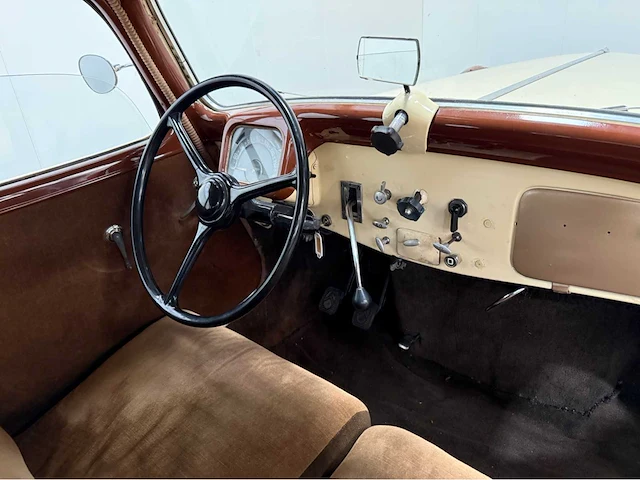 Citroen - traction - familiale - 11d - oldtimer - 1954 - afbeelding 7 van  35