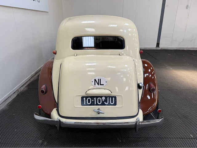 Citroen - traction - familiale - 11d - oldtimer - 1954 - afbeelding 35 van  35