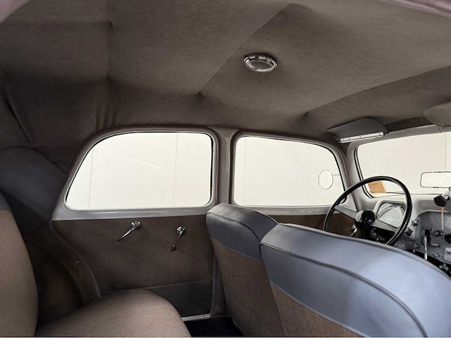 Citroen - traction - oldtimer -1953 - afbeelding 15 van  32