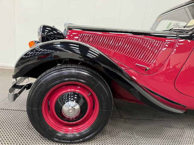 Citroen - traction - oldtimer -1953 - afbeelding 22 van  32