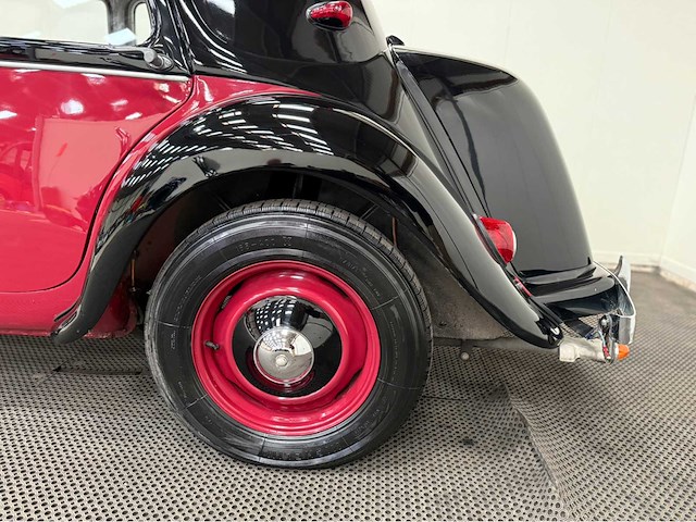 Citroen - traction - oldtimer -1953 - afbeelding 21 van  32