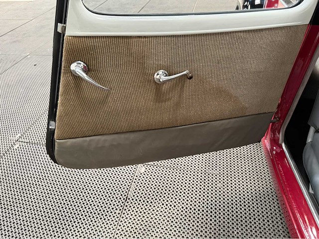 Citroen - traction - oldtimer -1953 - afbeelding 4 van  32