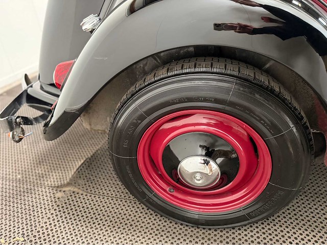 Citroen - traction - oldtimer -1953 - afbeelding 19 van  32