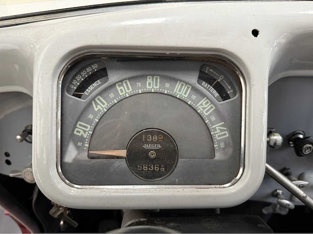 Citroen - traction - oldtimer -1953 - afbeelding 26 van  32