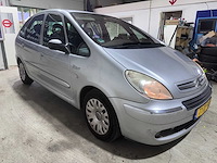 Citroen - xsara picasso - 1.6i-16v prestige lpg- 71-zj-br- 2008 - afbeelding 13 van  17