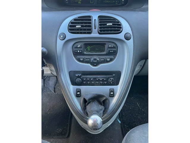 Citroen - xsara picasso - 1.8i-16v attraction - 53-rv-rv - afbeelding 14 van  22
