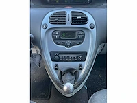 Citroen - xsara picasso - 1.8i-16v attraction - 53-rv-rv - afbeelding 14 van  22