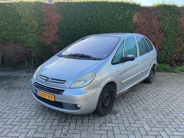 Citroen - xsara picasso - 1.8i-16v attraction - 53-rv-rv - afbeelding 12 van  22