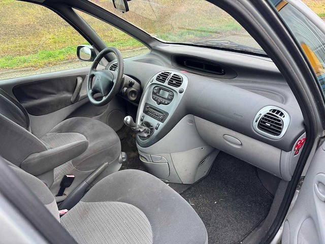 Citroen - xsara picasso - 1.8i-16v image - faillissement tmps technical support b.v. car - afbeelding 7 van  9