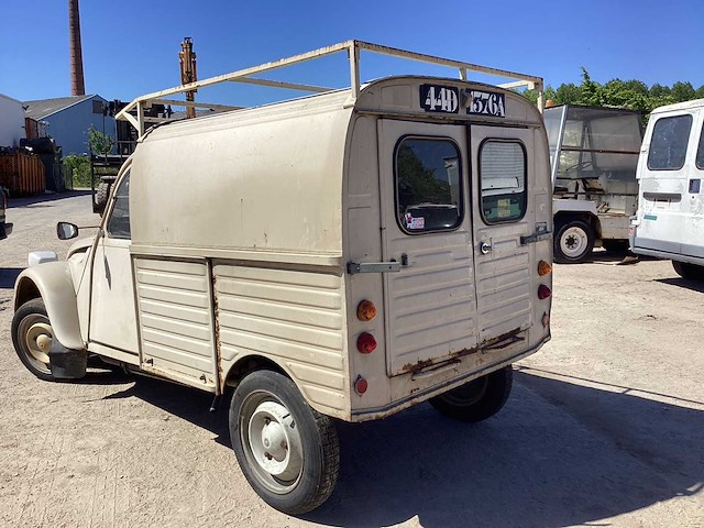 Citroën 250 ak personenauto - afbeelding 9 van  14