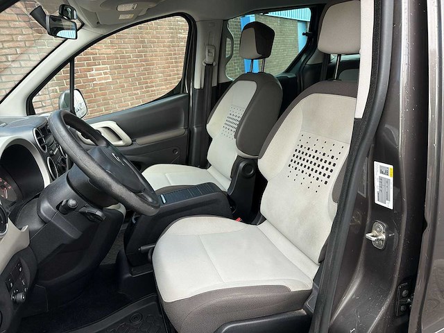 Citroen berlingo 1.2 turbo xtr car 2016 | t-665-jb - afbeelding 23 van  28