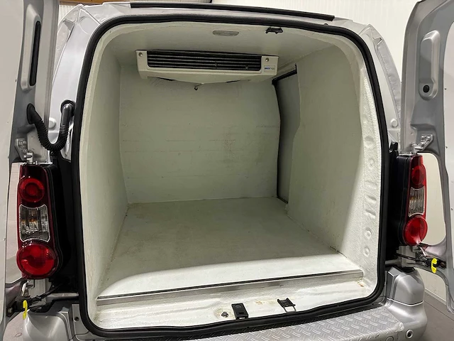Citroen berlingo 1.6 bluehdi business koelwagen 98000km v-304-dk - afbeelding 9 van  17