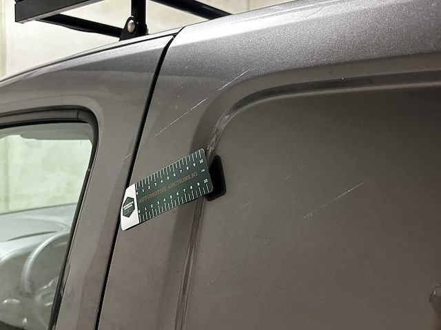 Citroen berlingo 1.6 bluehdi club 99pk 2019 (origineel-nl), v-344-zt - afbeelding 30 van  47