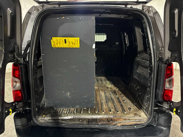 Citroen berlingo 1.6 bluehdi club 99pk 2019 (origineel-nl), v-344-zt - afbeelding 15 van  47