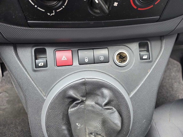 Citroen berlingo 1.6 hdi 500 club ec. bedrijfswagen - afbeelding 24 van  27
