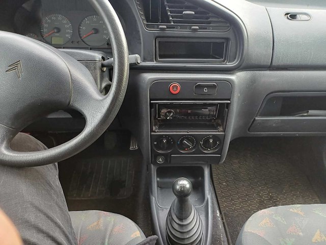 Citroen berlingo 1.9 d 600 (dw8) , 64-bb-fx - afbeelding 2 van  3