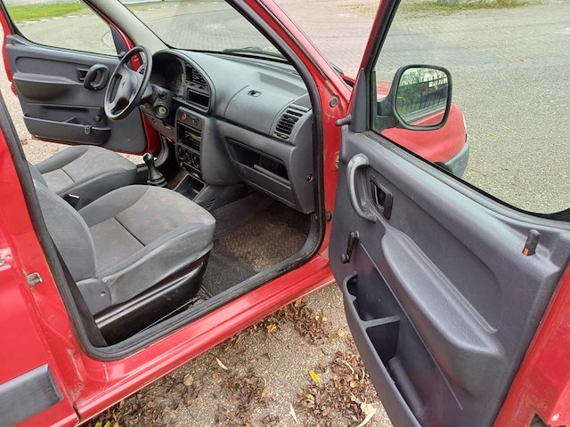 Citroen berlingo 1.9 d 600 (dw8) , 64-bb-fx - afbeelding 10 van  15