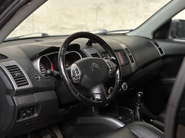 Citroen c-crosser 2.2 hdif dynamique 156pk 2008, 13-vnt-8 - afbeelding 22 van  39