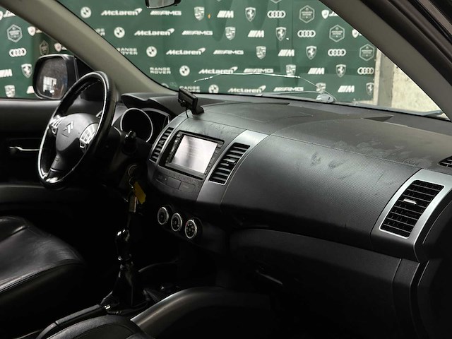 Citroen c-crosser 2.2 hdif dynamique 156pk 2008, 13-vnt-8 - afbeelding 33 van  39