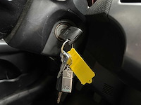 Citroen c-crosser 2.2 hdif dynamique 156pk 2008, 13-vnt-8 - afbeelding 36 van  39