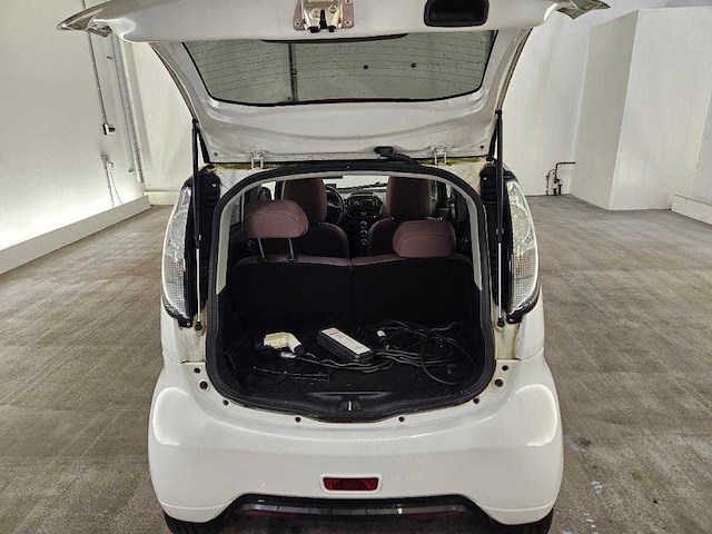 Citroen c-zero 4-persoons 16 kwh, 70-xsk-4 - afbeelding 9 van  12