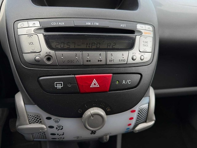 Citroen c1 - 1.0-12v selection , 45-rhn-5 - afbeelding 12 van  20