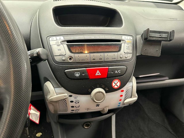 Citroen c1 1.0-12v ambiance 2011 - afbeelding 8 van  17