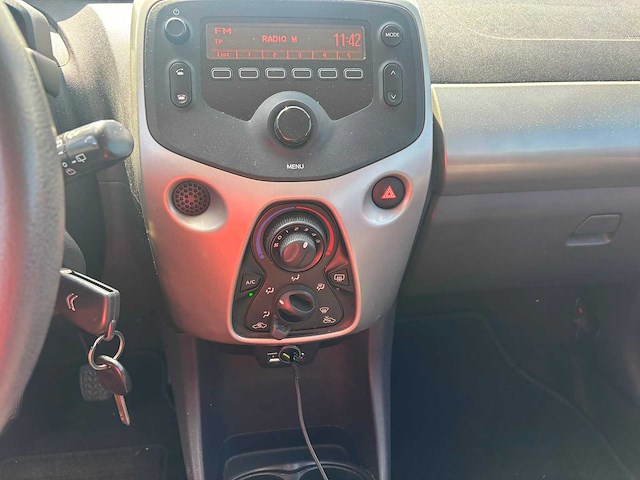 Citroen c1 1.0 e-vti feel 2014 | 4-xlh-22 i - afbeelding 7 van  12