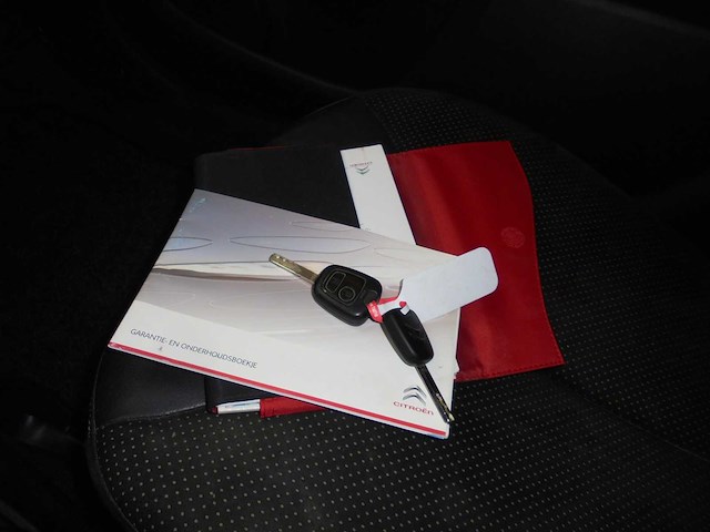 Citroen c1 1.0 exclusive , 7-kpz-58 - afbeelding 8 van  13
