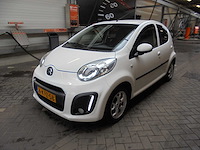 Citroen c1 1.0 exclusive , 7-kpz-58 - afbeelding 1 van  13