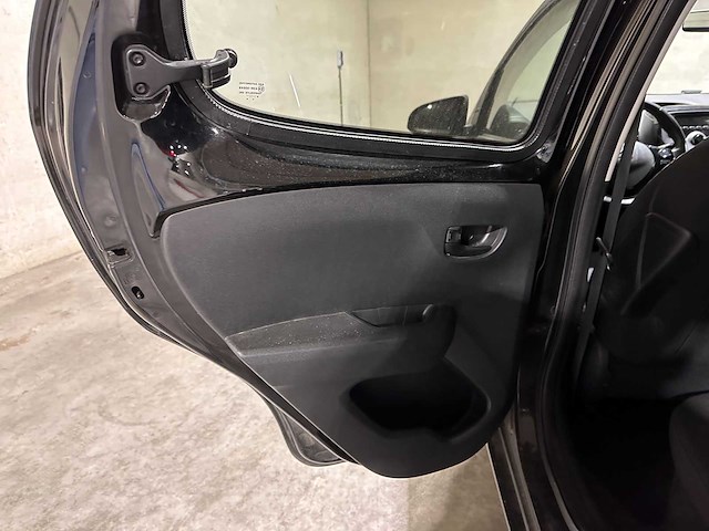 Citroen c1 1.0 vti feel 72pk 2020 (origineel-nl + 1e eigenaar), h-148-bx - afbeelding 27 van  42