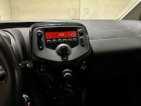 Citroen c1 1.0 vti feel 72pk 2020 (origineel-nl + 1e eigenaar), h-148-bx - afbeelding 24 van  43
