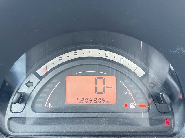 Citroen c2 1.1i attraction 2005 | 52-rs-zf - afbeelding 13 van  18
