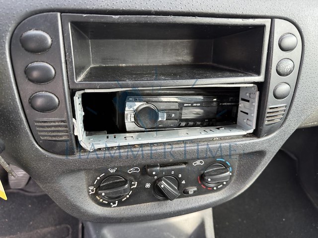 Citroen c2 1.1i furio, 2005 - afbeelding 9 van  31