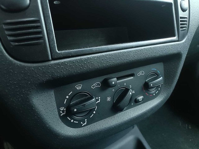 Citroen c2 1.1i séduction, 17-pl-tl - afbeelding 5 van  17