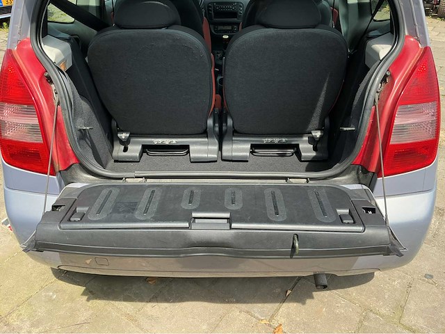 Citroen c2 1.4i vtr 03-rg-jt - afbeelding 7 van  11