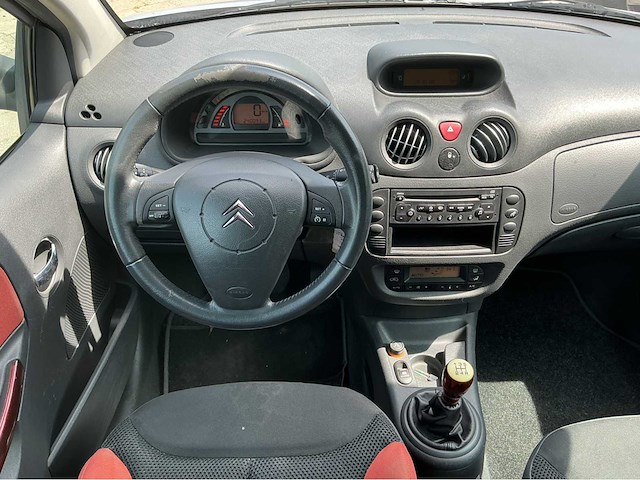 Citroen c2 1.4i vtr 03-rg-jt - afbeelding 11 van  11