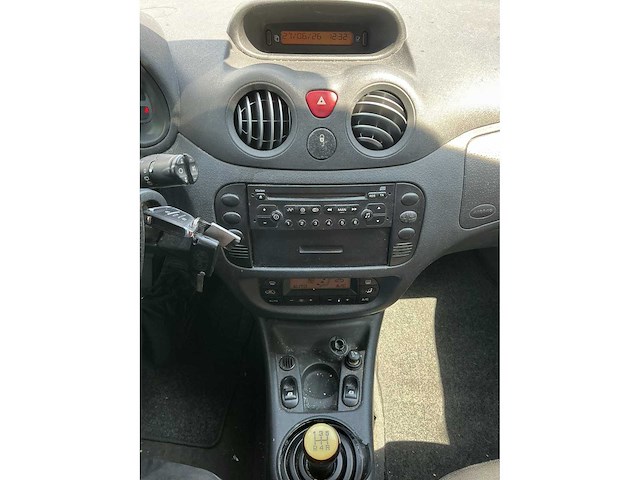 Citroen c2 1.4i vtr 08-pf-fx - afbeelding 17 van  25
