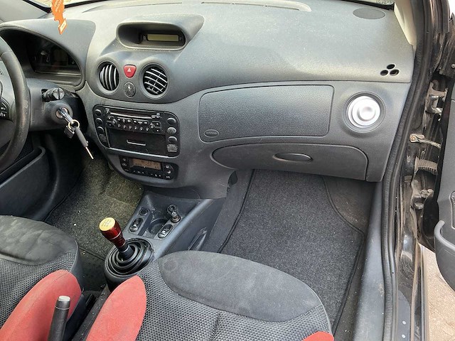 Citroen c2 1.4i vtr 08-pf-fx - afbeelding 24 van  25