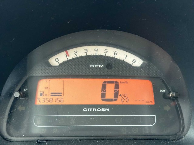 Citroen c2 1.4i vtr 2006 | 22-sp-px i - afbeelding 3 van  14