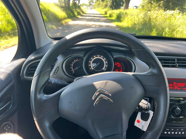 Citroen c3 1.2 puret tendance,* kl-922-p - afbeelding 2 van  23