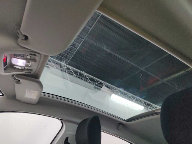 Citroen c3 1.2 puretech shine; j-508-sn - afbeelding 8 van  18