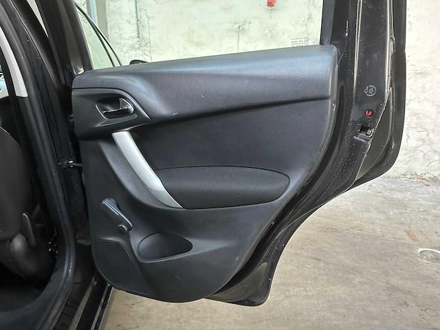 Citroen c3 1.4 vti ligne business (origineel-nl) 95pk 2010, 95-lvv-1 - afbeelding 21 van  36