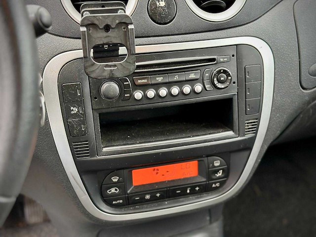 Citroen c3 1.4i ambiance, 10tnlf - afbeelding 5 van  15