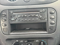 Citroen c3 1.4i différence 2004 | 45-pr-pv - afbeelding 8 van  11