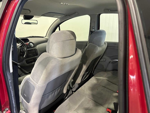 Citroen c3 1.4i exclusive 78-rf-lh - afbeelding 2 van  22